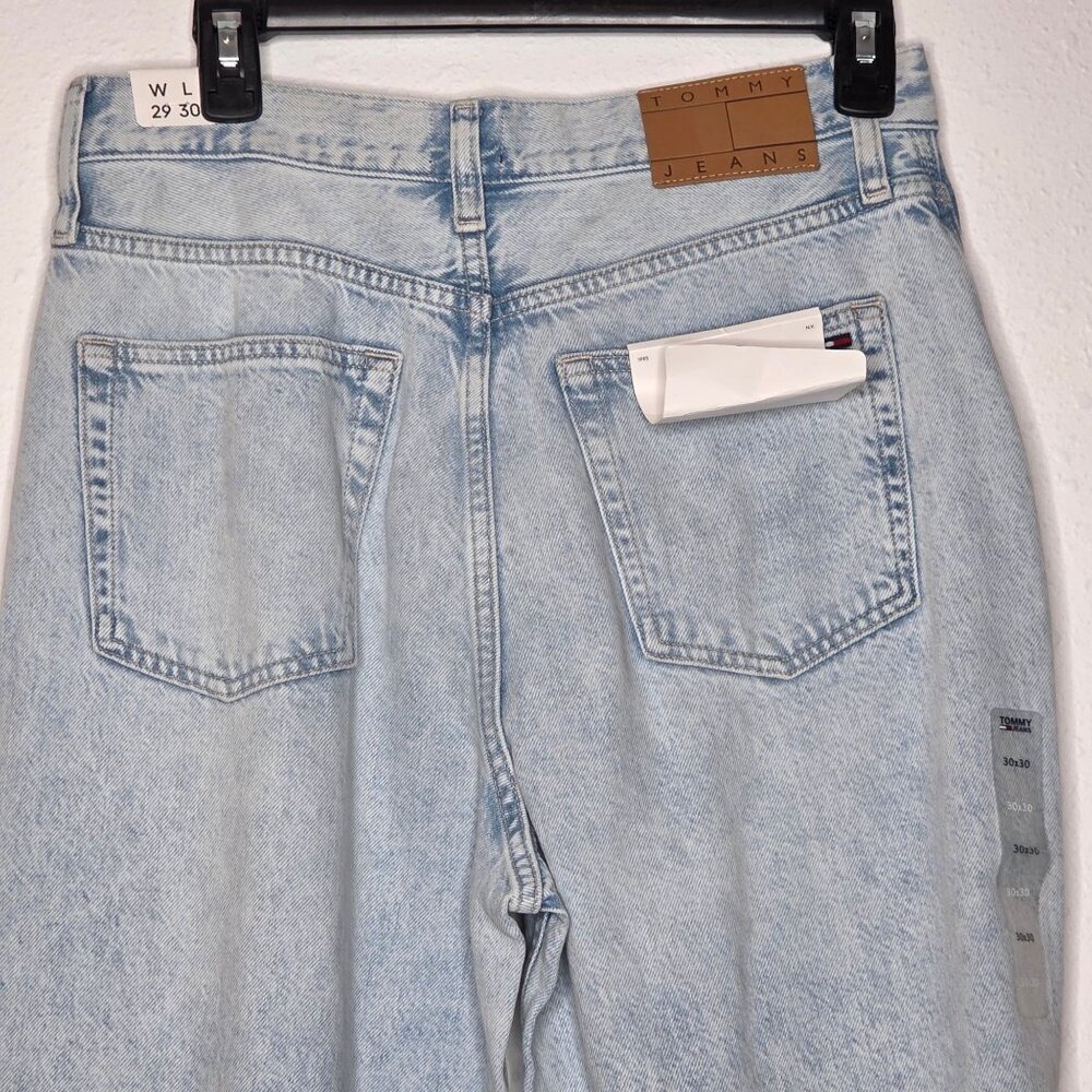 NWT Tommy Jeans Women's Claire High-Rise Wide-Leg Jeans - Ultra Light - Picture 4 of 7